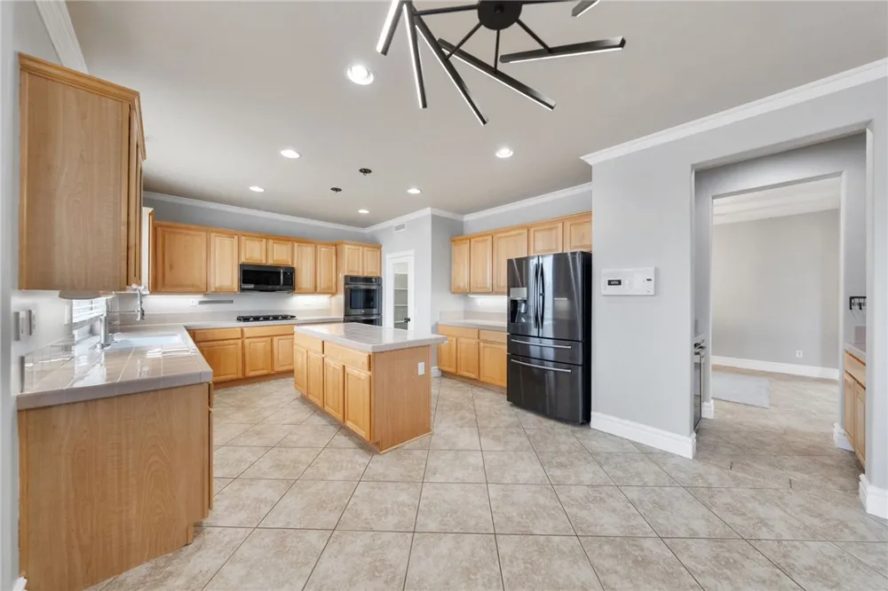 33352 Barrington Temecula, CA 92592