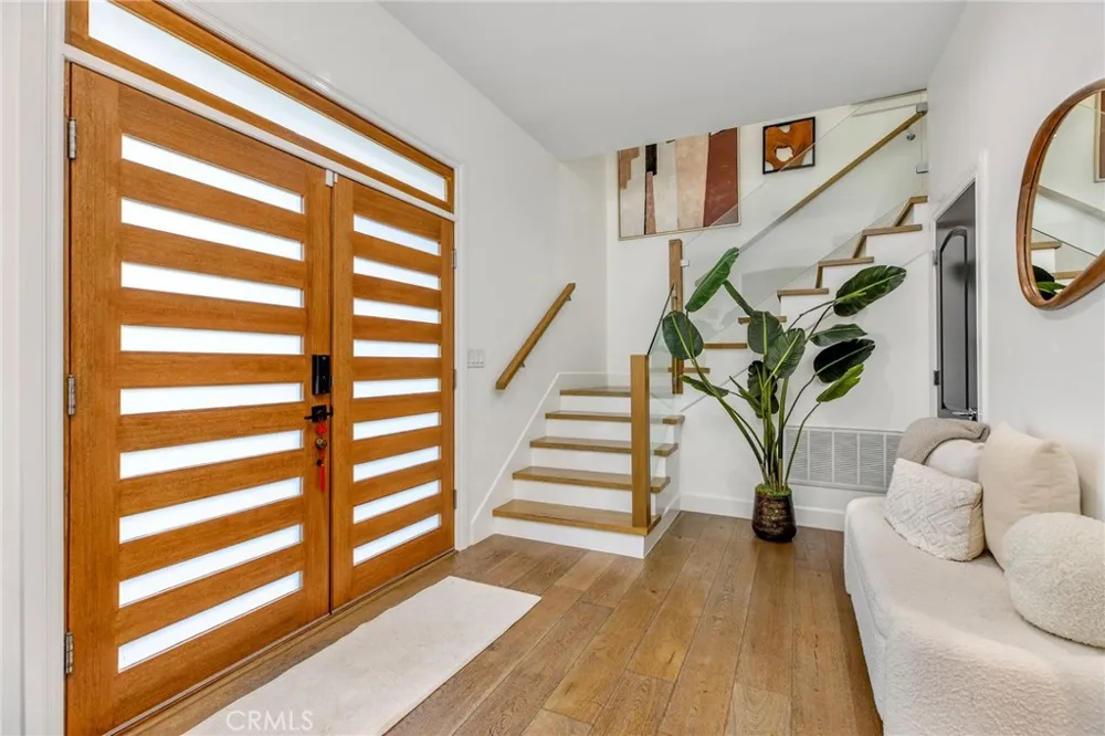 11645 Woodbridge Street Studio City, CA 91604