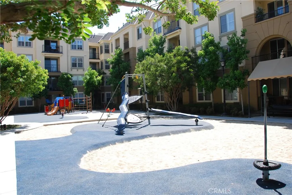 2341 Watermarke Place Irvine, CA 92612