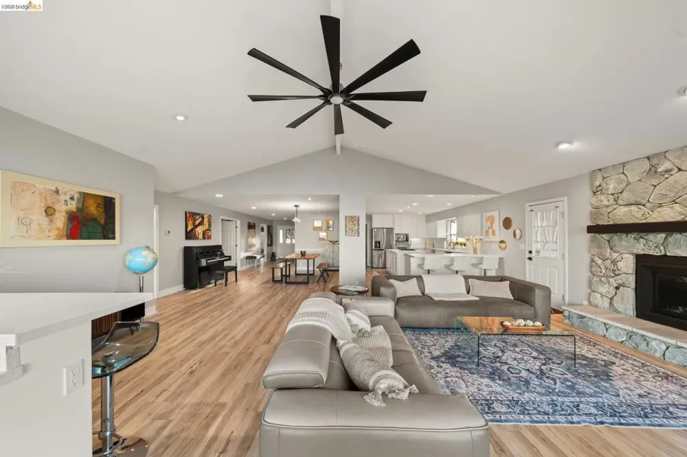 2293 Reef Ct Discovery Bay, CA 94505
