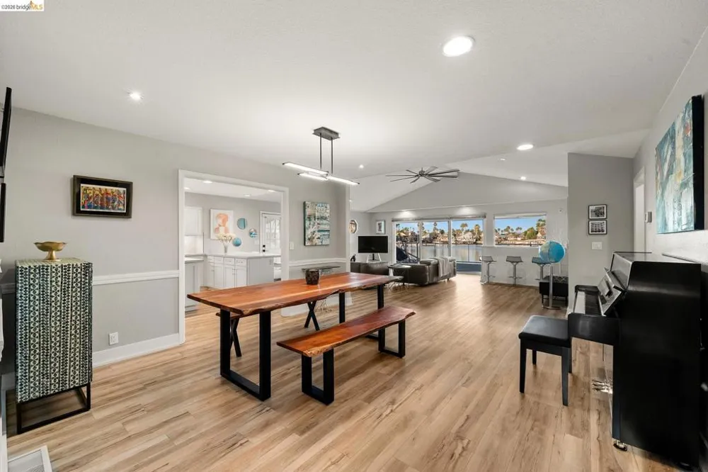 2293 Reef Ct Discovery Bay, CA 94505