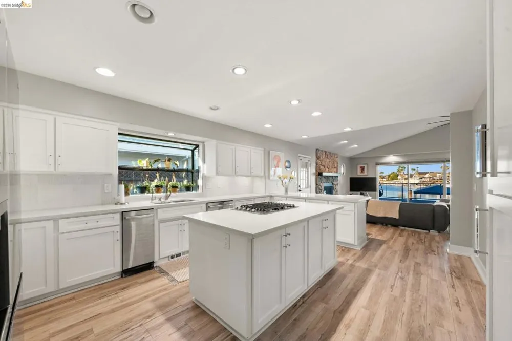 2293 Reef Ct Discovery Bay, CA 94505