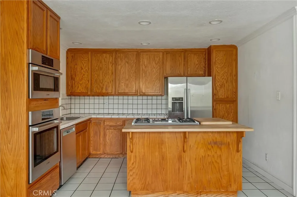 3295 Hildale Oroville, CA 95966