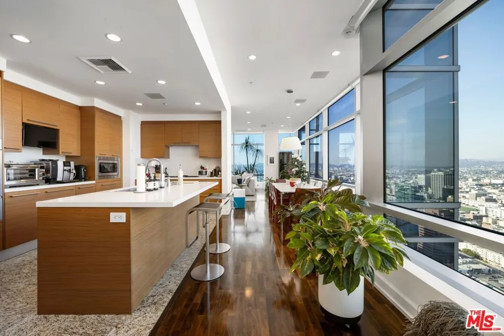 900 W Olympic Boulevard #46G Los Angeles, CA 90015