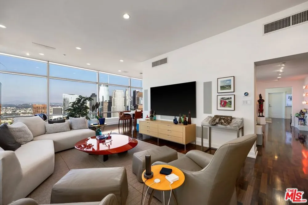 900 W Olympic Boulevard #46G Los Angeles, CA 90015