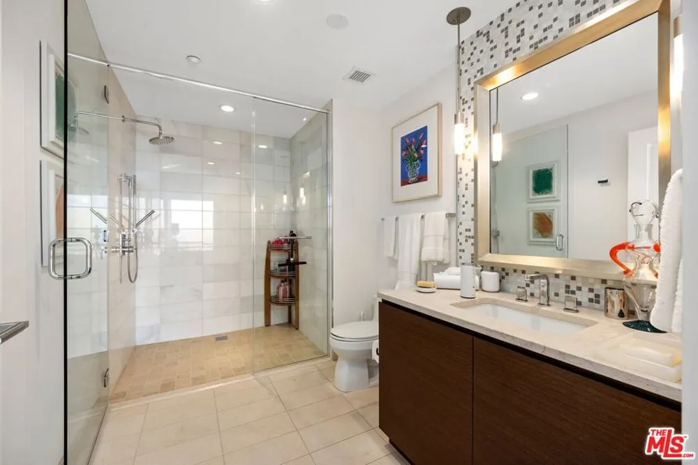 900 W Olympic Boulevard #46G Los Angeles, CA 90015