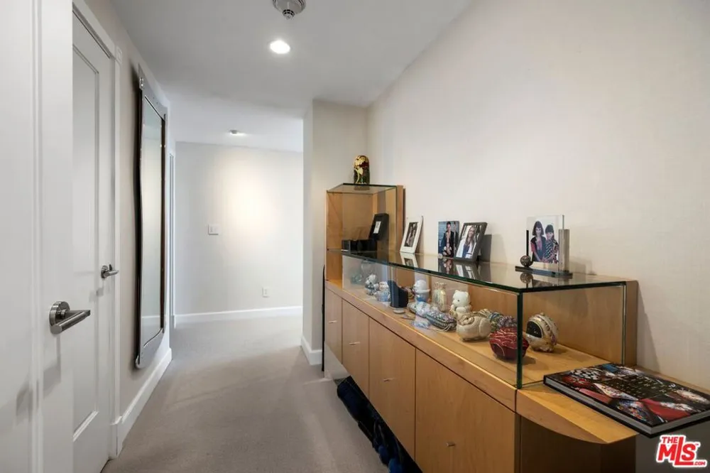 900 W Olympic Boulevard #46G Los Angeles, CA 90015