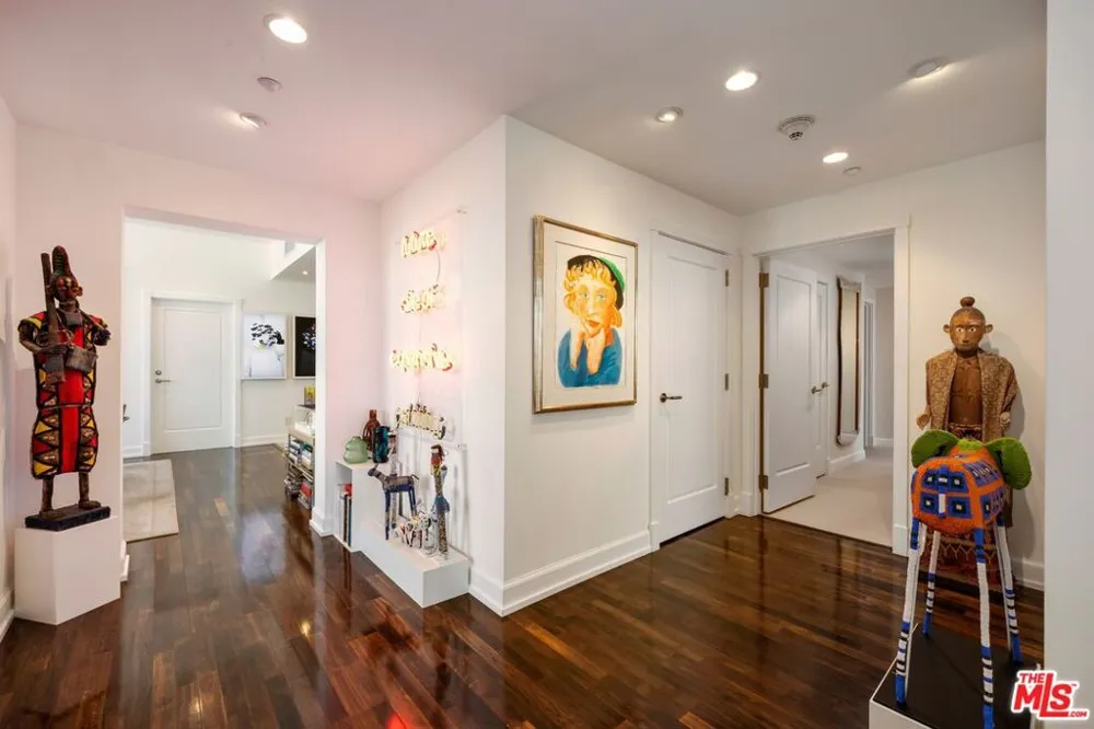900 W Olympic Boulevard #46G Los Angeles, CA 90015