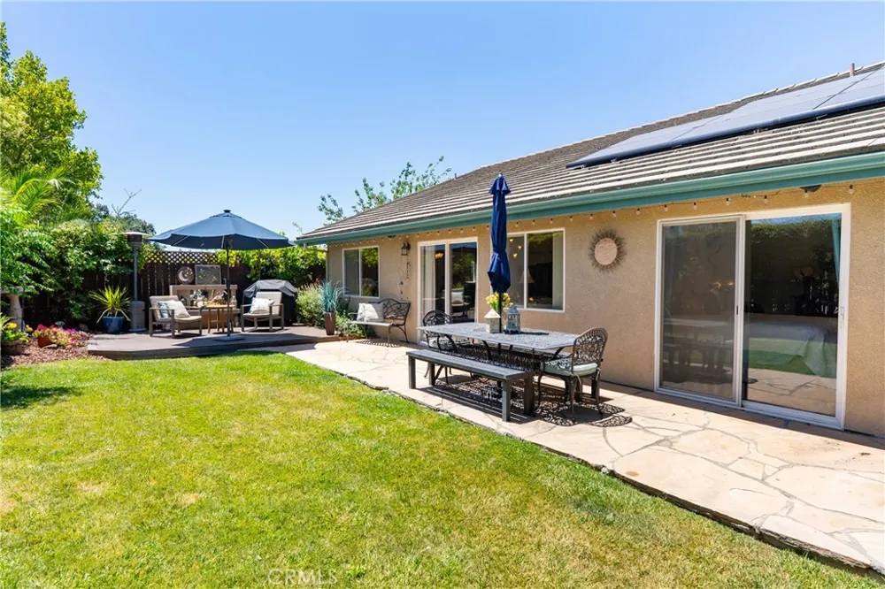 25 Rainbow Court Templeton, CA 93465