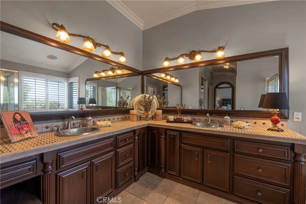 5419 Deveron Court Riverside, CA 92507