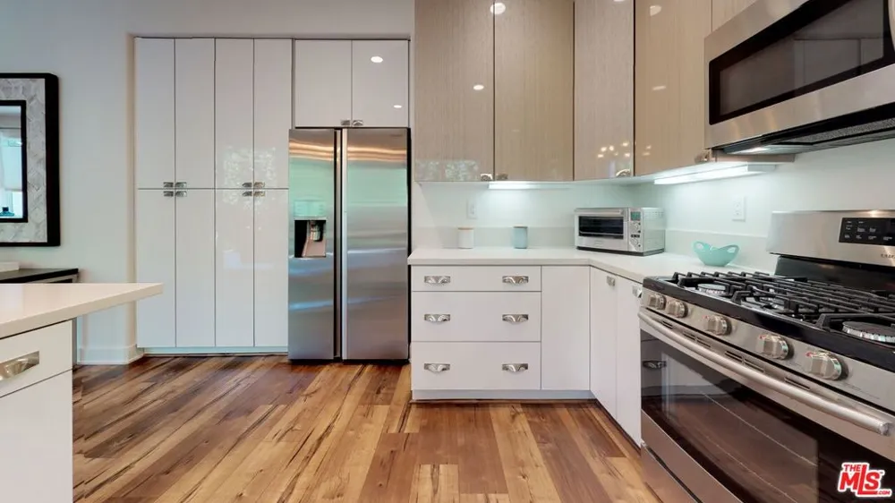 19725 Corbin Lane Winnetka, CA 91306
