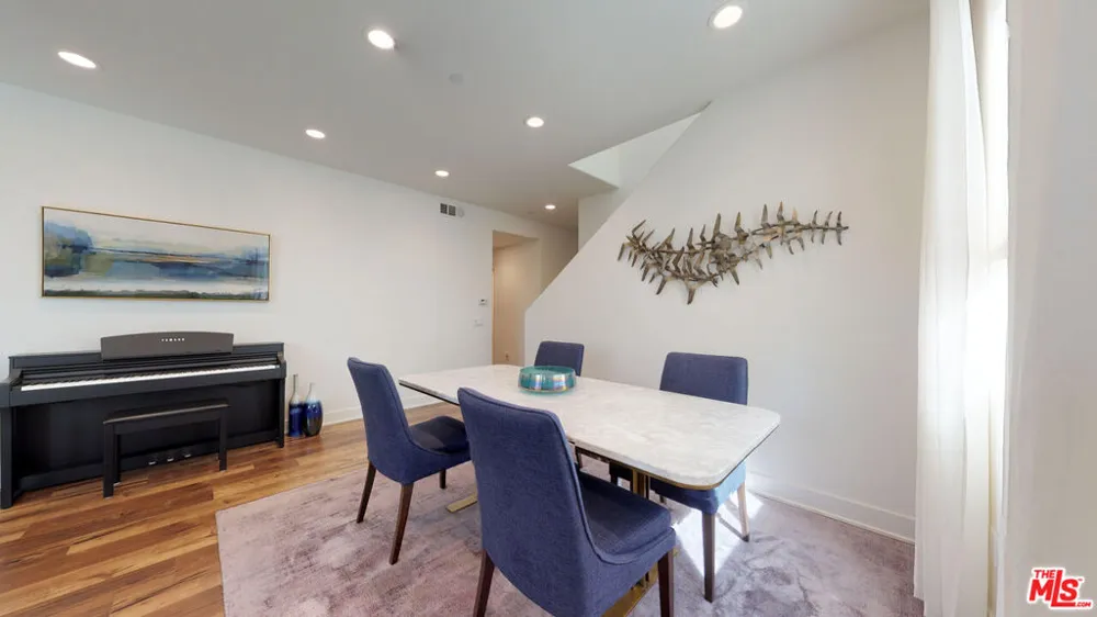 19725 Corbin Lane Winnetka, CA 91306