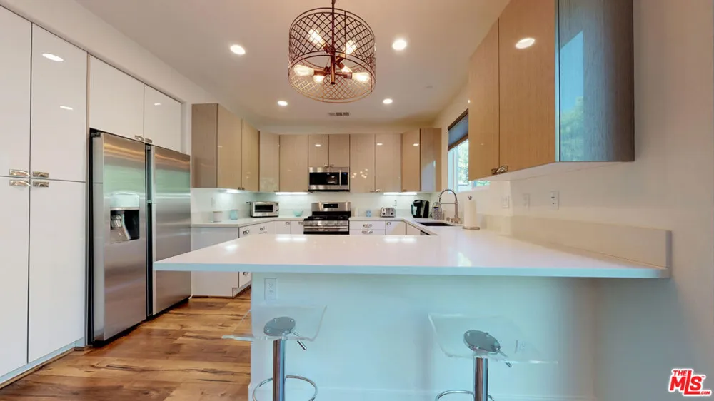 19725 Corbin Lane Winnetka, CA 91306