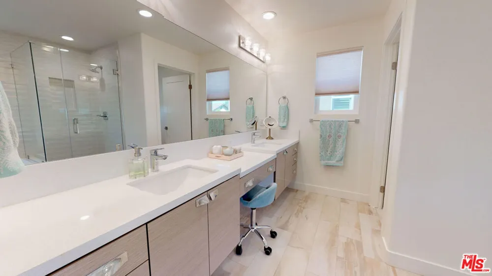 19725 Corbin Lane Winnetka, CA 91306