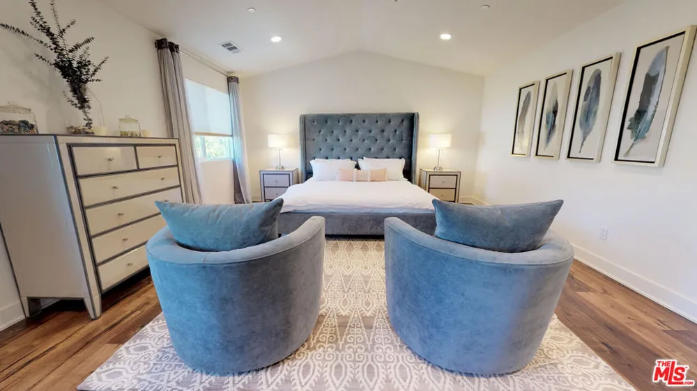 19725 Corbin Lane Winnetka, CA 91306