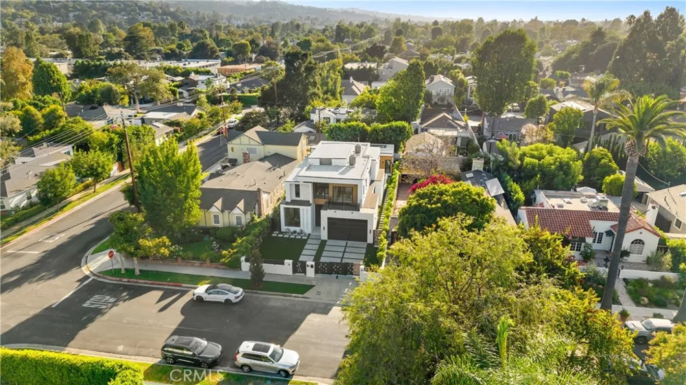 4209 Elmer Studio City, CA 91602