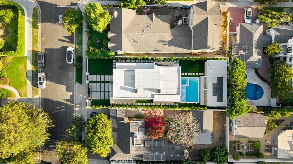 4209 Elmer Studio City, CA 91602