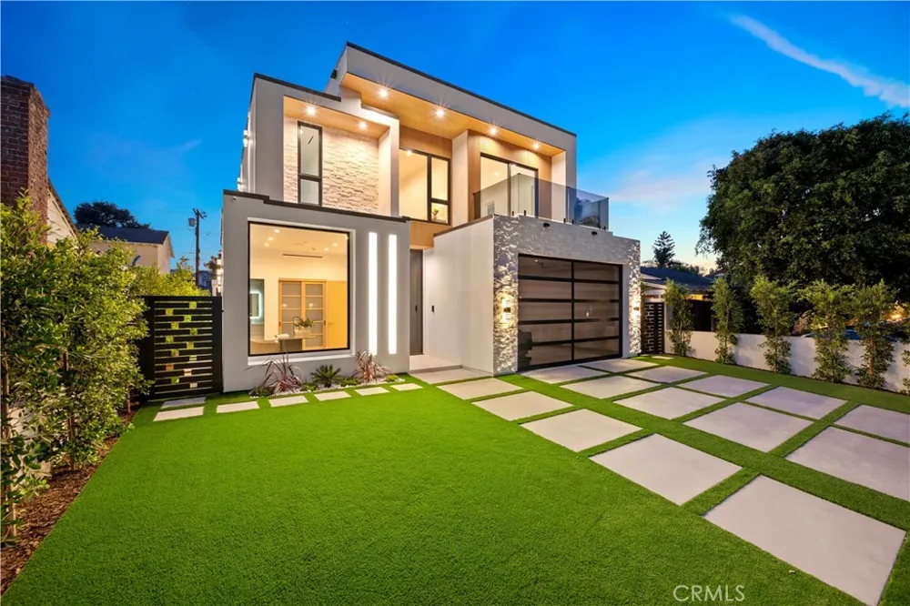 4209 Elmer Studio City, CA 91602