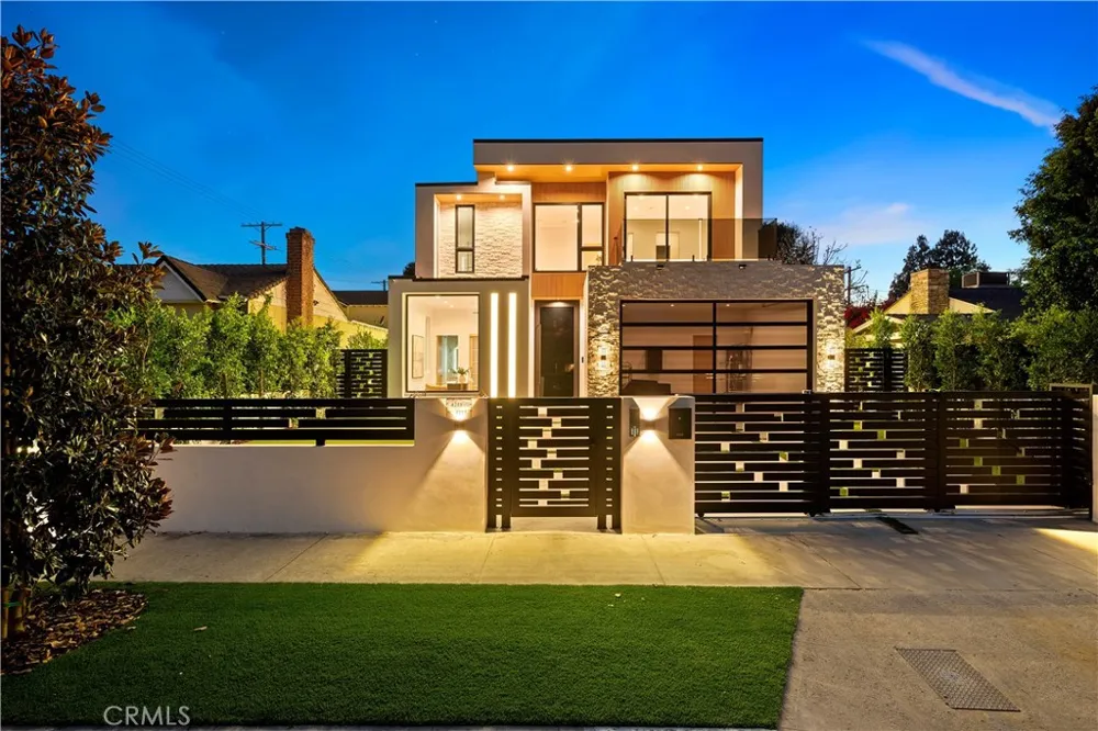 4209 Elmer Studio City, CA 91602