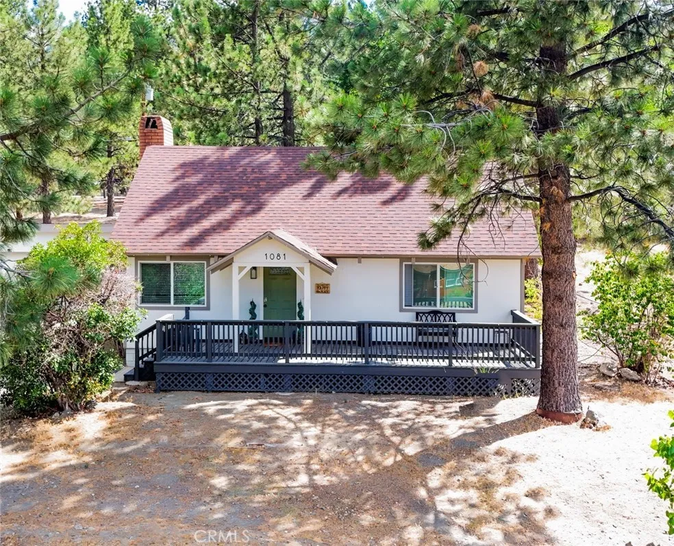 1081 Apple Avenue Wrightwood, CA 92397