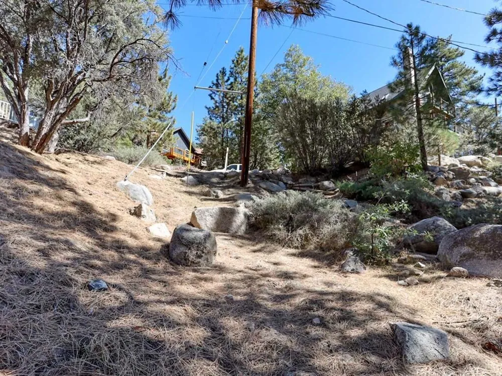 Cedar Dell Road Fawnskin, CA 92333