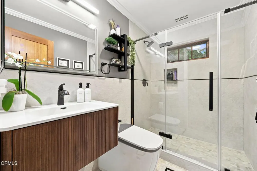 11358 Creek Road Ojai, CA 93023