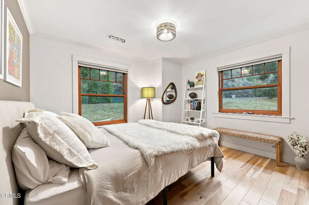11358 Creek Road Ojai, CA 93023