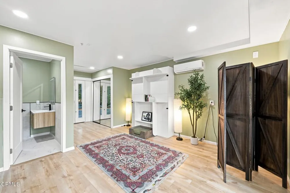 11358 Creek Road Ojai, CA 93023
