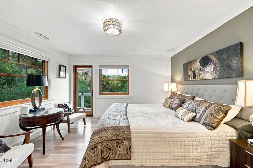 11358 Creek Road Ojai, CA 93023