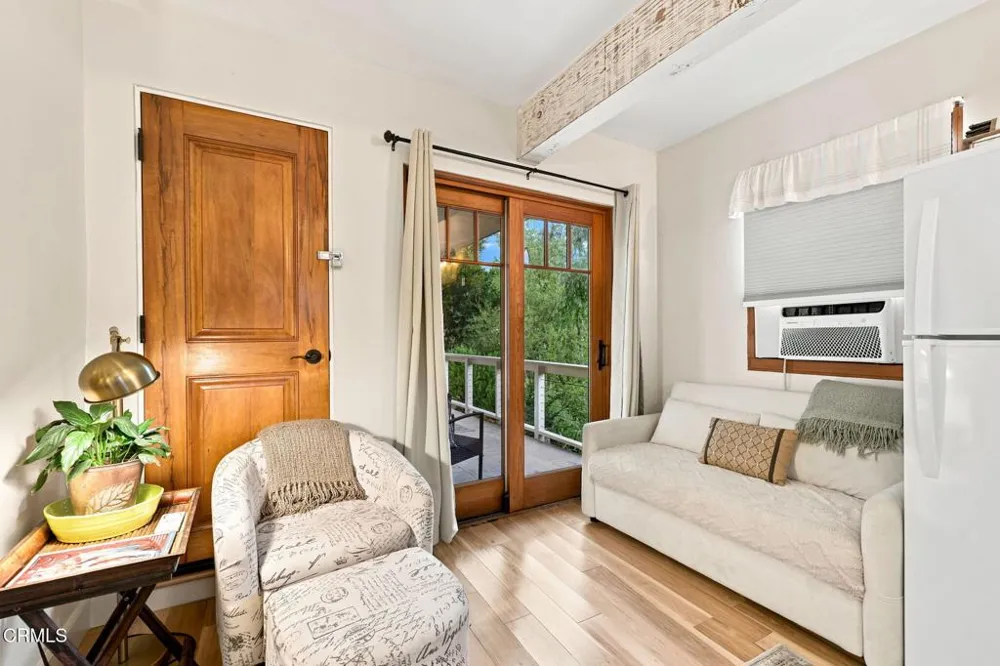 11358 Creek Road Ojai, CA 93023