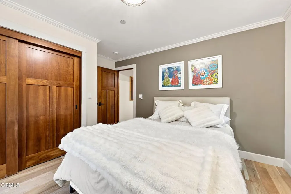 11358 Creek Road Ojai, CA 93023
