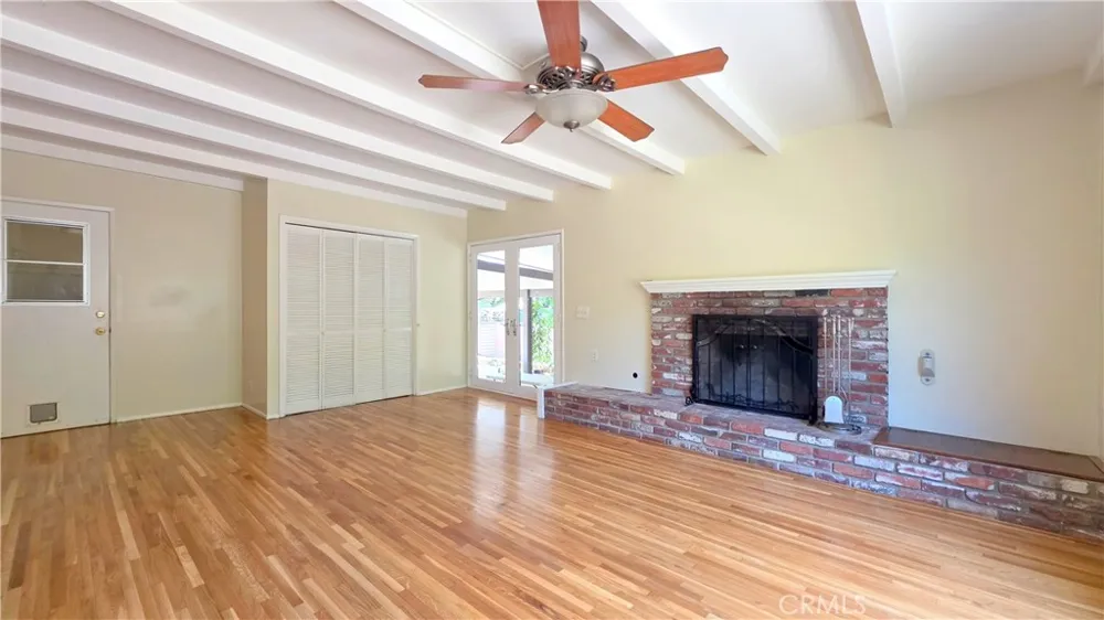 182 E Green Street Claremont, CA 91711