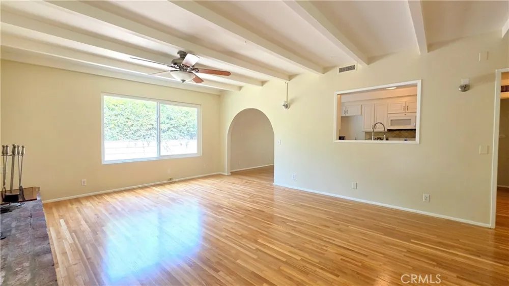 182 E Green Street Claremont, CA 91711