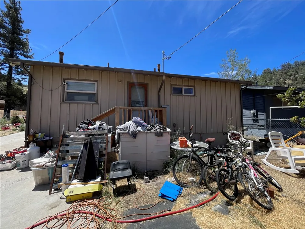 6525 Lakeview Drive Frazier Park, CA 93225