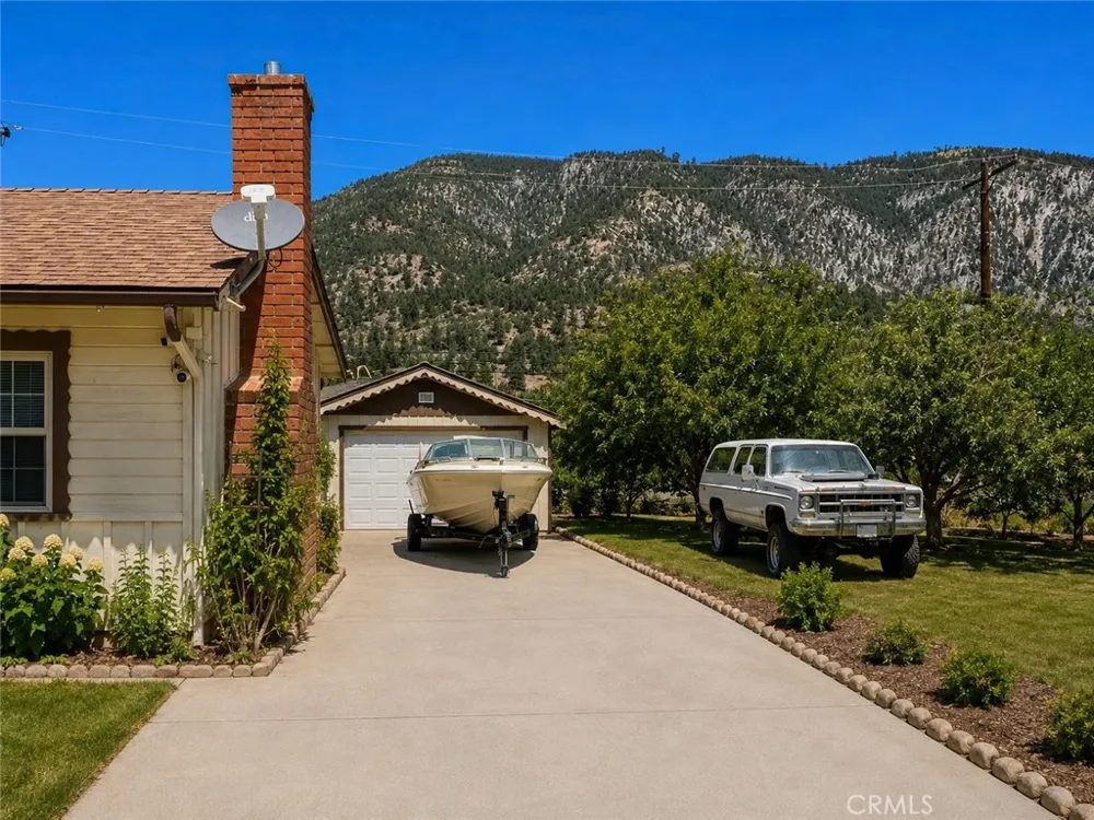 6525 Lakeview Drive Frazier Park, CA 93225