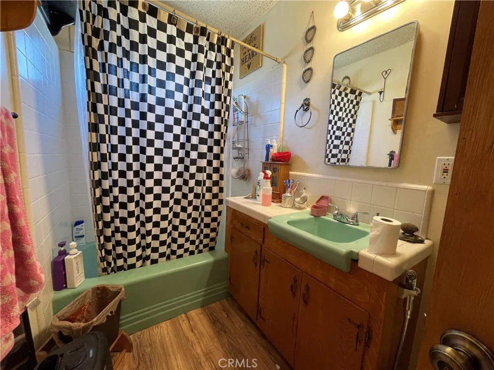 6525 Lakeview Drive Frazier Park, CA 93225