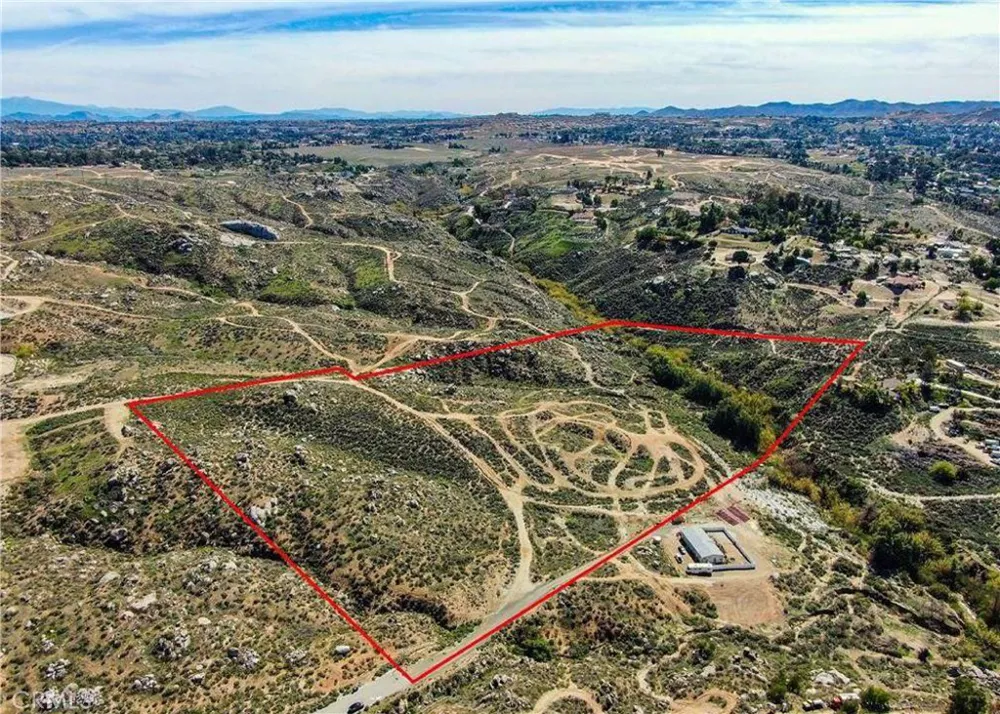 Horizon View Drive Riverside, CA 92506