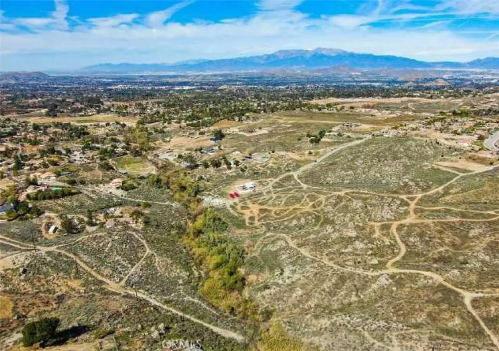 Horizon View Drive Riverside, CA 92506