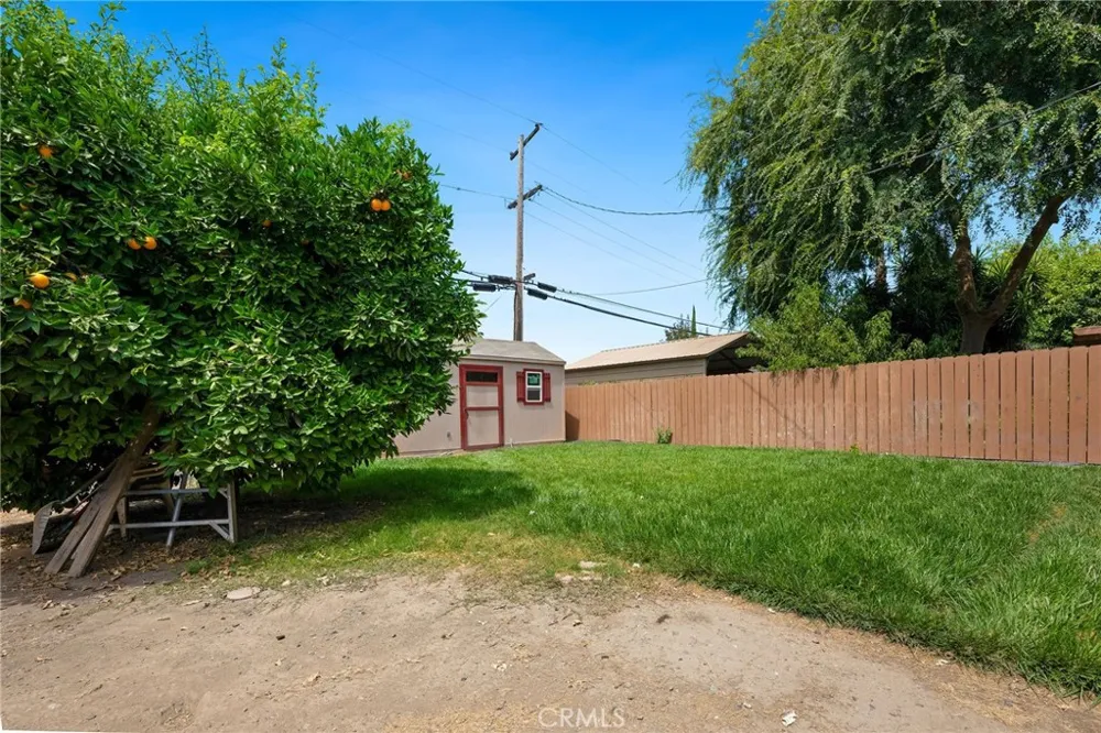 235 Los Robles Avenue Hamilton City, CA 95951