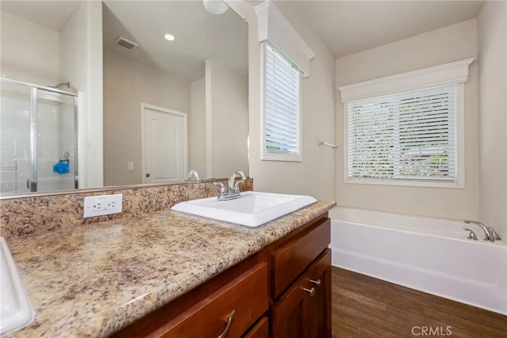 235 Los Robles Avenue Hamilton City, CA 95951