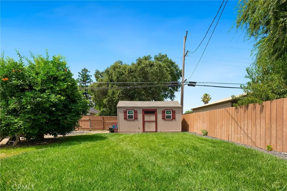 235 Los Robles Avenue Hamilton City, CA 95951