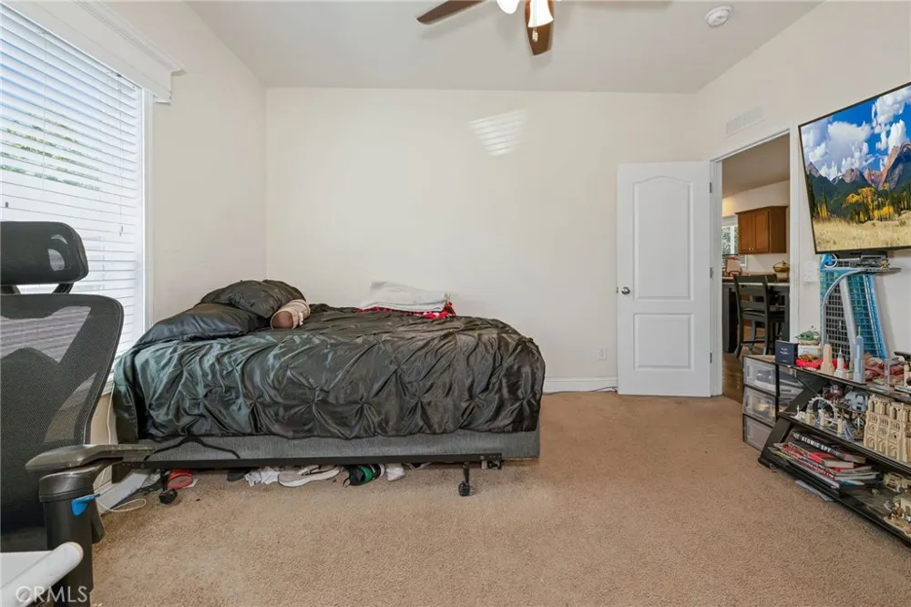 235 Los Robles Avenue Hamilton City, CA 95951