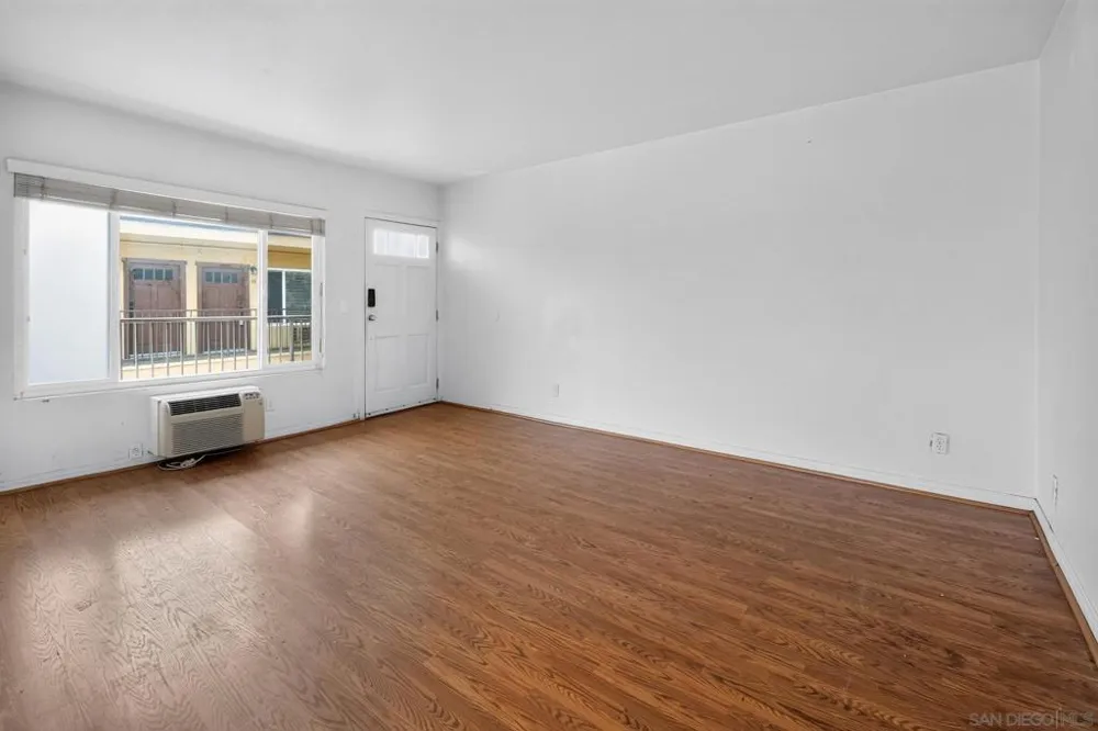 4346 52nd Street #10 San Diego, CA 92115