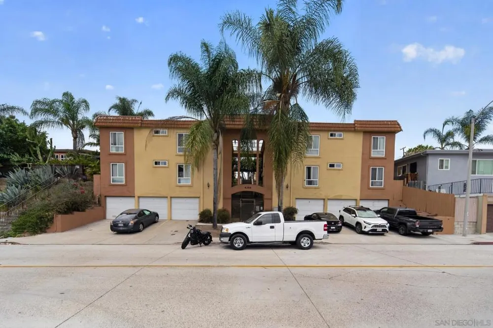4346 52nd Street #10 San Diego, CA 92115