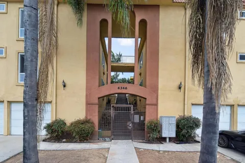 4346 52nd Street #10