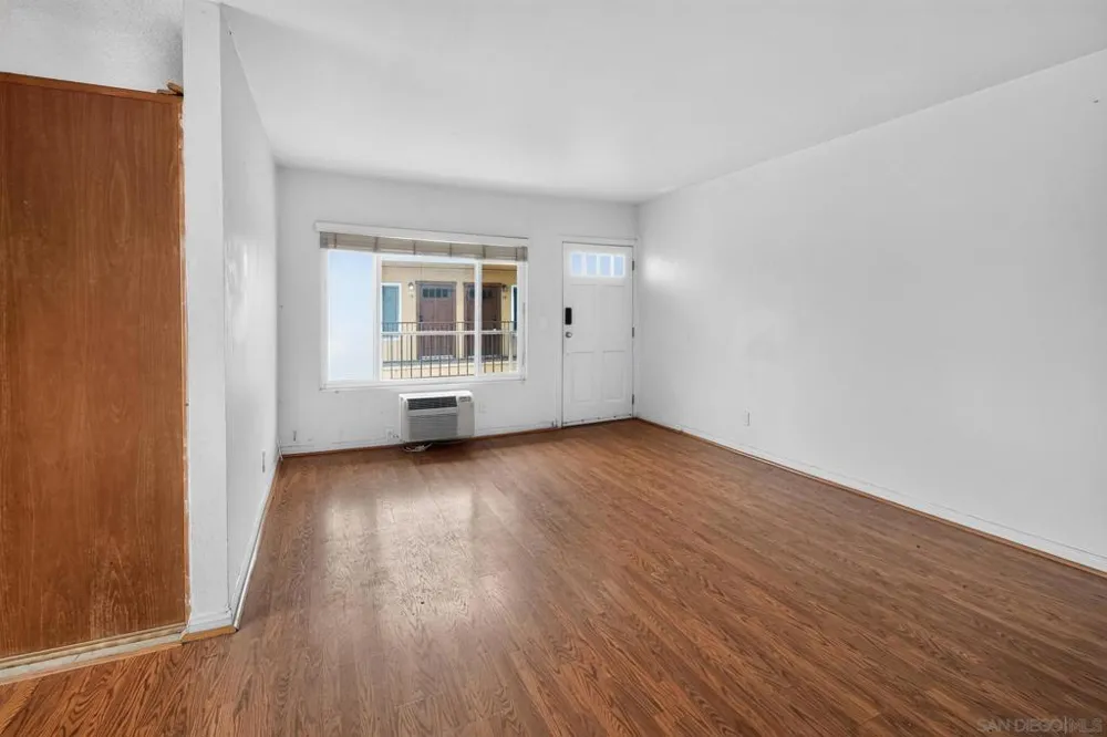 4346 52nd Street #10 San Diego, CA 92115