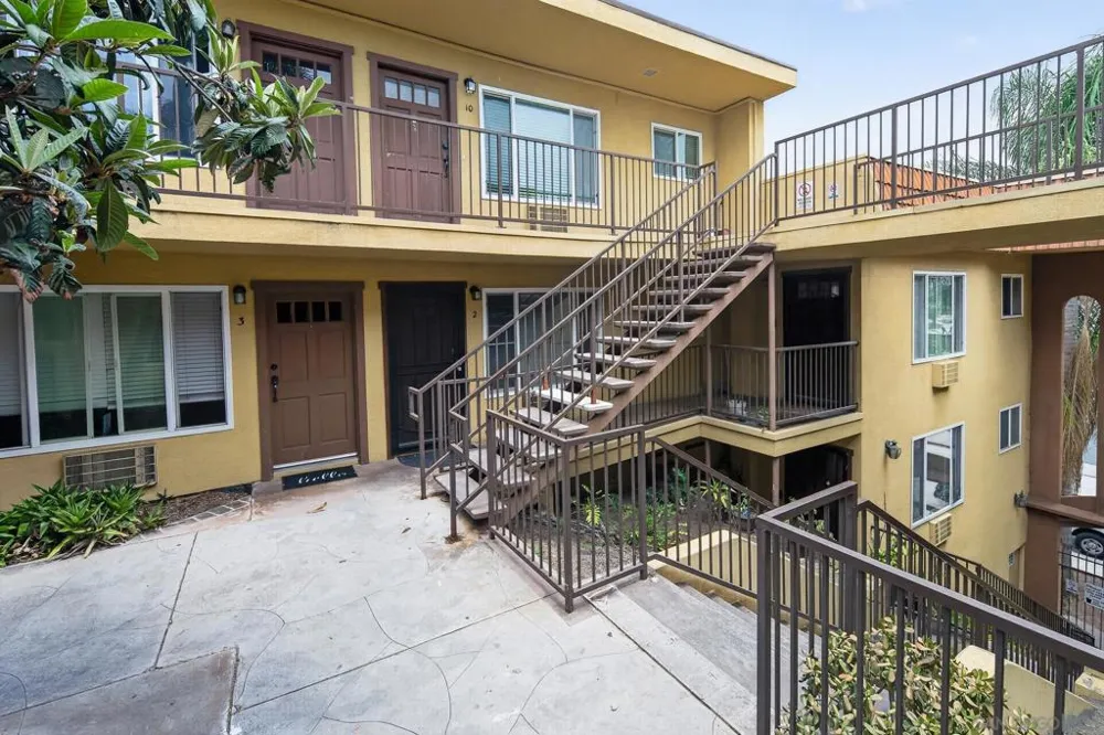 4346 52nd Street #10 San Diego, CA 92115