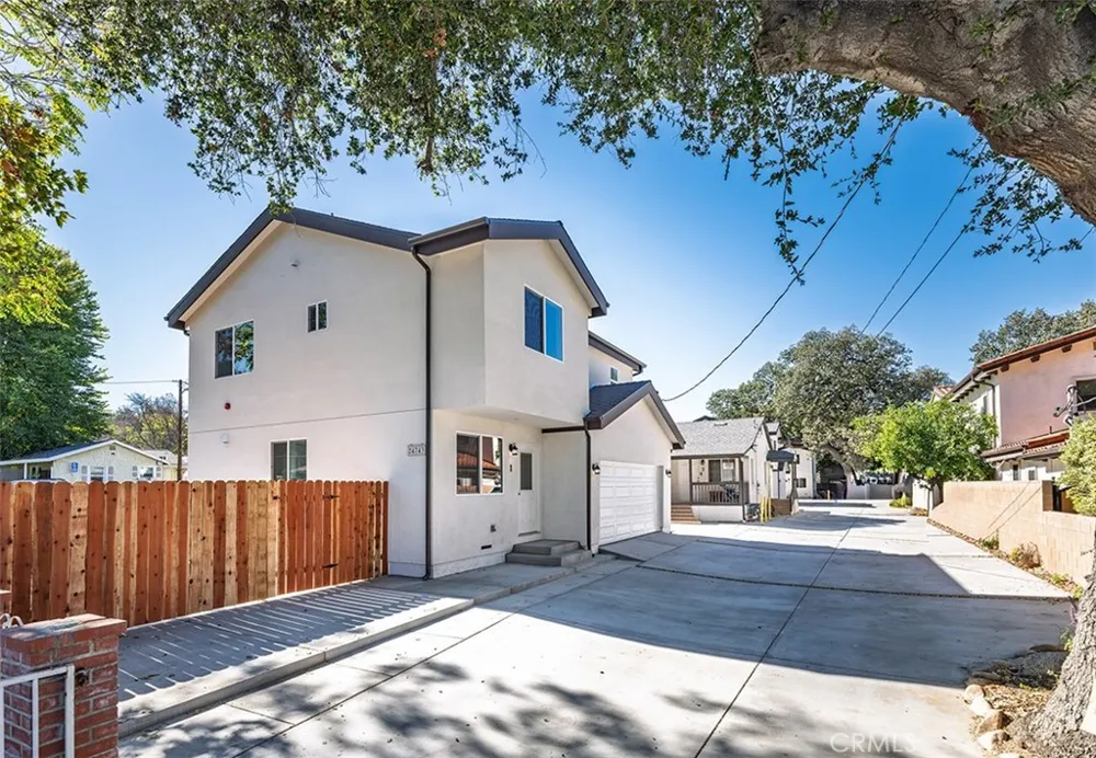 24743 Valley #1 Newhall, CA 91321