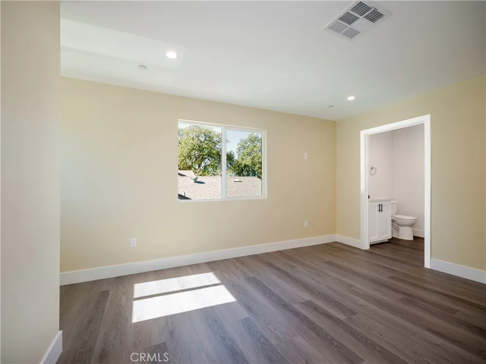 24743 Valley #1 Newhall, CA 91321