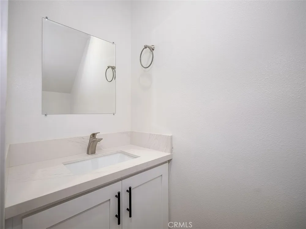 24743 Valley #1 Newhall, CA 91321